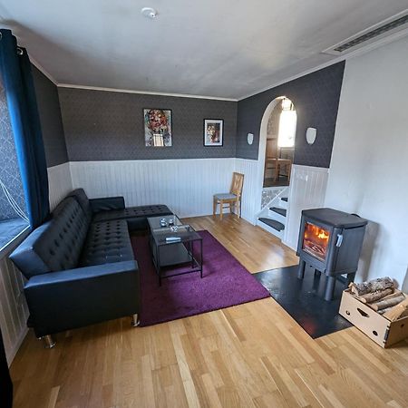 Lilla Loevkulla Villa Ostra Frolunda Eksteriør bilde